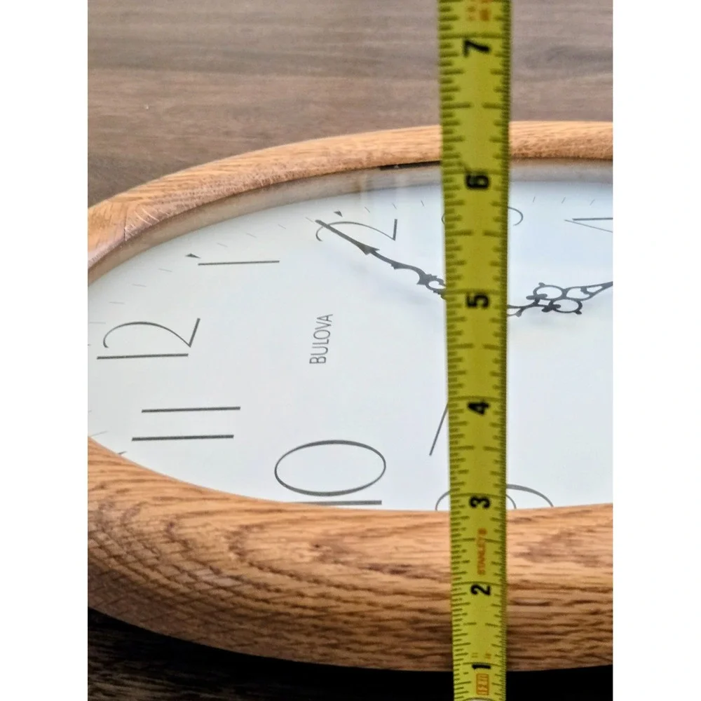 Vintage Bulova Quartz Oval Red Oak Wood Wall Clock - C4411 Taiwan - SH222-T2